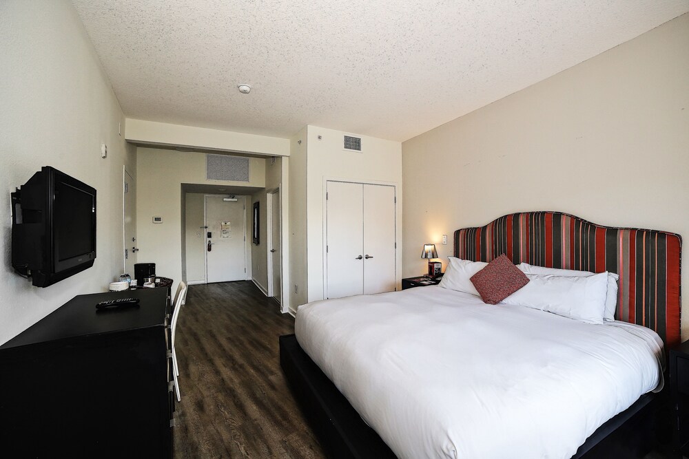 Guestroom View