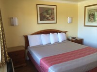 Executive Room, 1 King Bed, Non Smoking