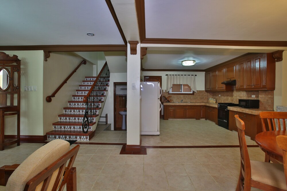 객실 내 간이 주방 (Three Bedroom Villa)