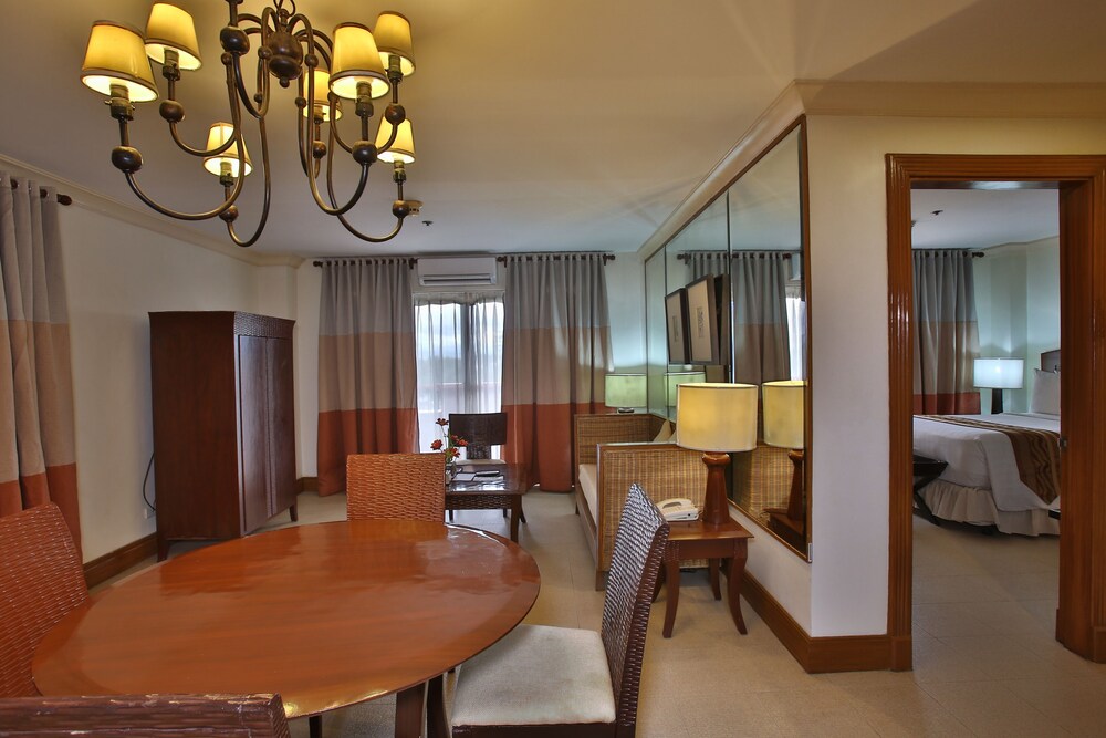 객실 (Two Bedroom Suite)