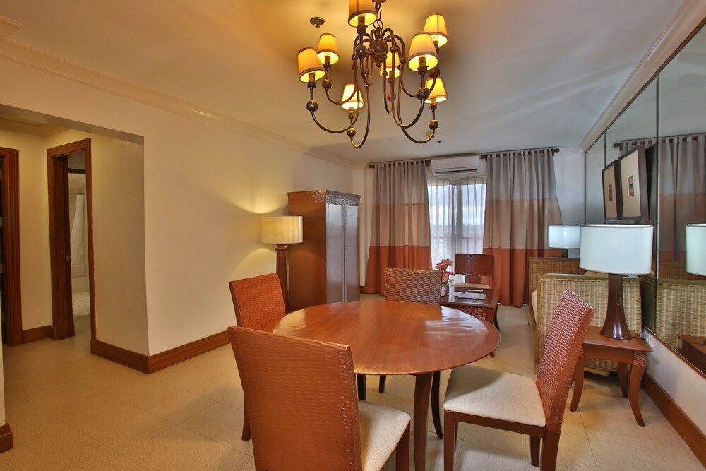객실 (Two Bedroom Deluxe)