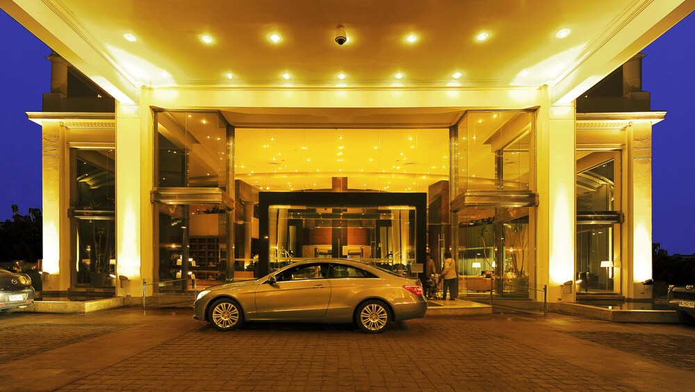 Entrada al hotel