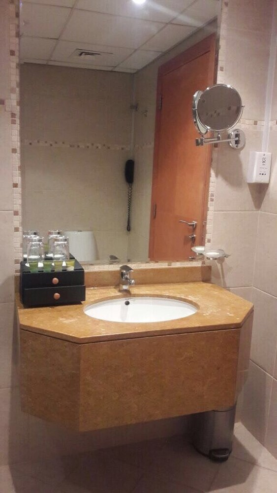 Badezimmer (Einzelzimmer)