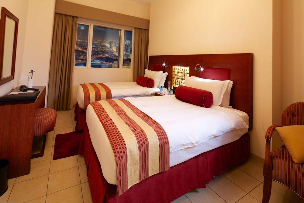 Zimmer (Suite mit 2 Schlafzimmern, Blick auf Skyline)