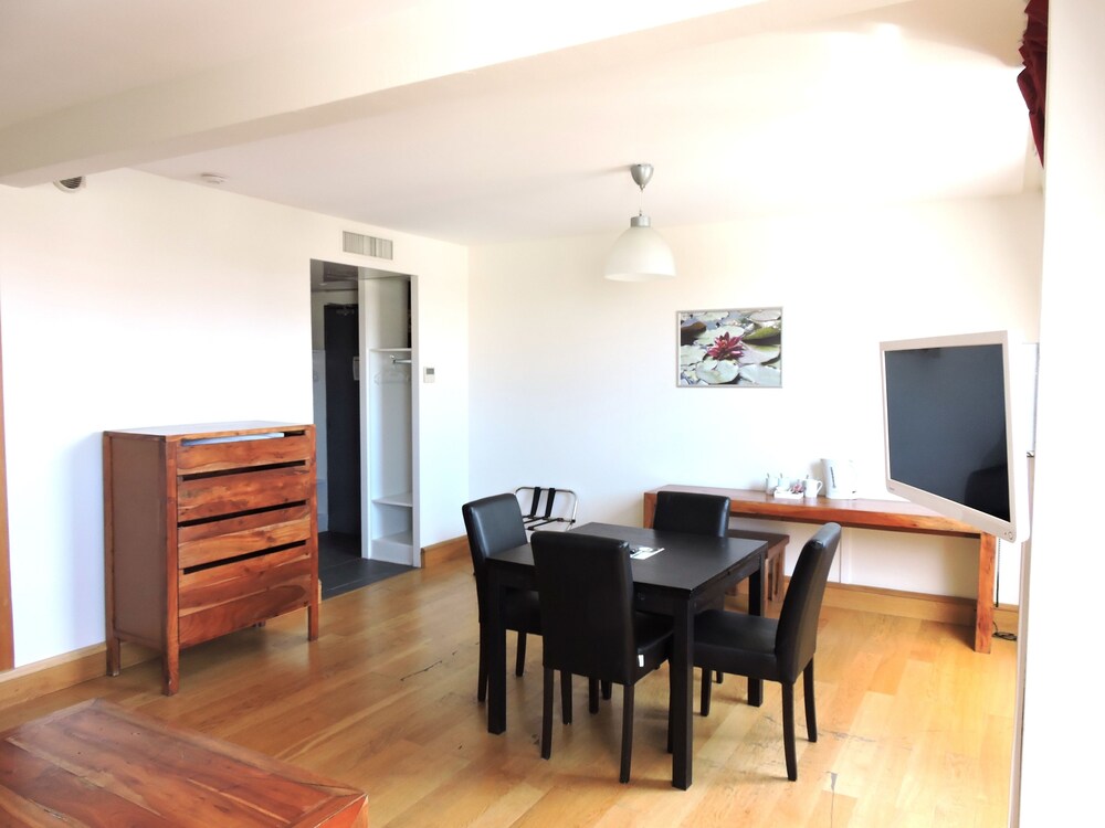 Family Suite, 1 Double Bed with Sofa bed - Guestroom