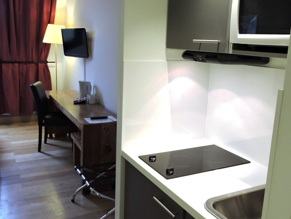 Studio Suite, 2 single beds - Guestroom