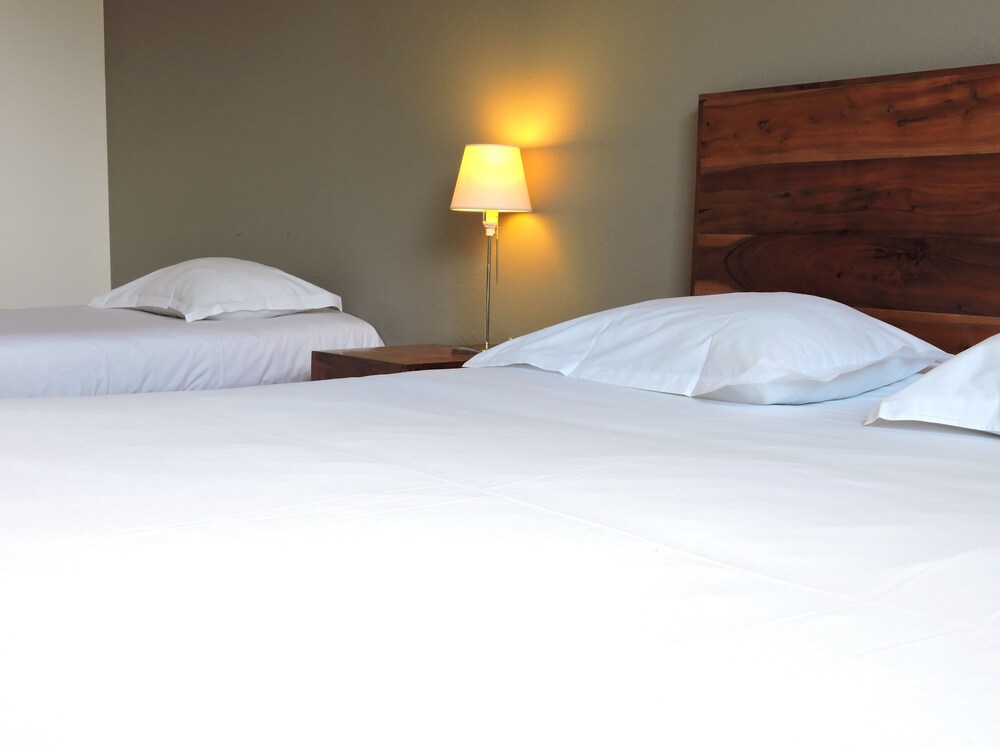 Junior Suite, 1 Double or 2 Twin Beds - Guestroom