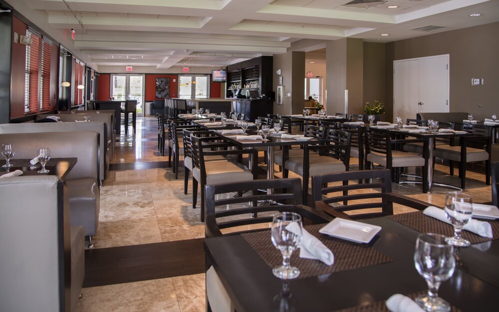 Restaurant, Provident Doral at the Blue Miami