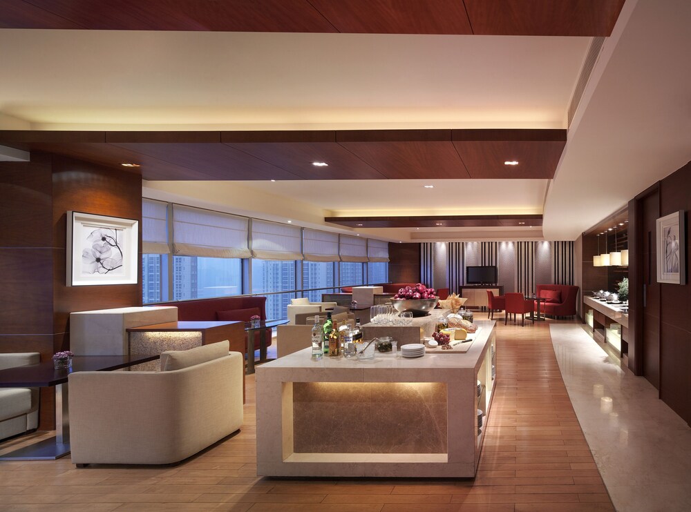 Hotel Lounge