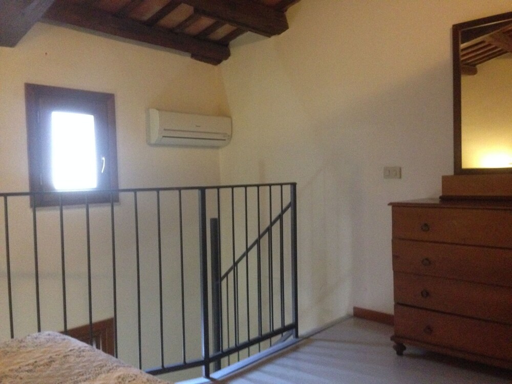 Standard Quadruple Room - Guestroom