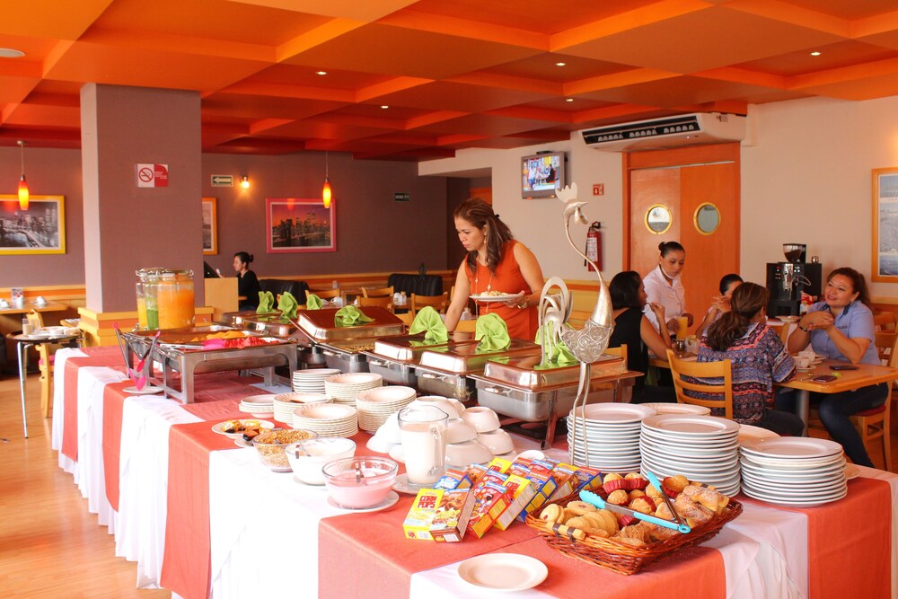 Food Court