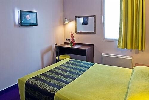 Guestroom