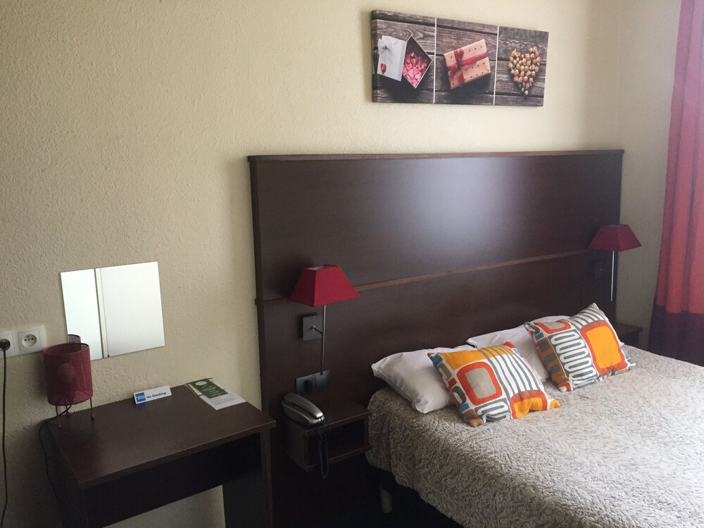 Guestroom