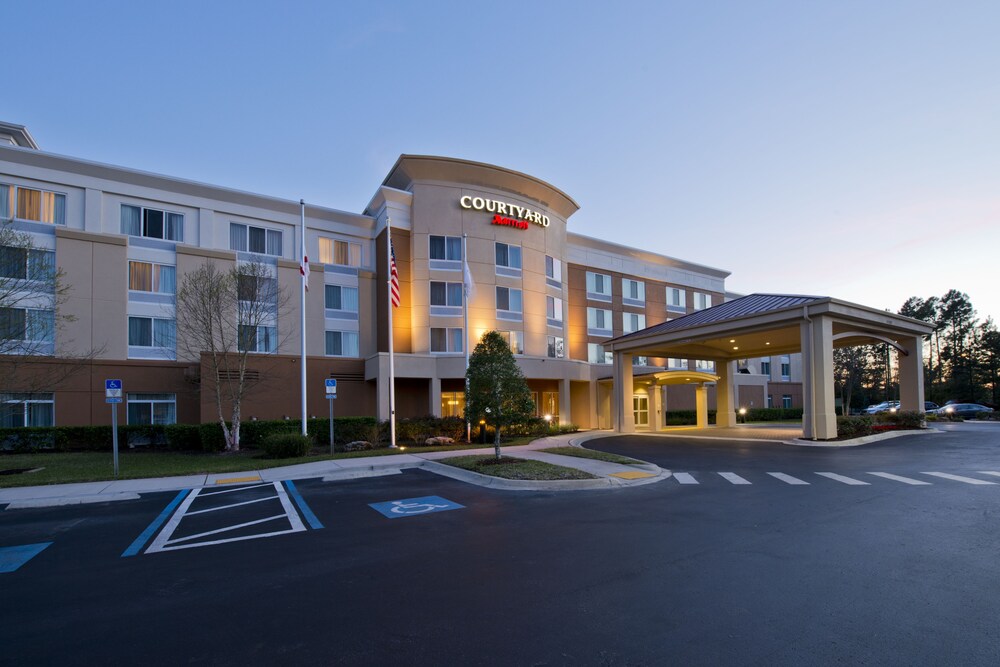 Hotel Front - Evening/Night