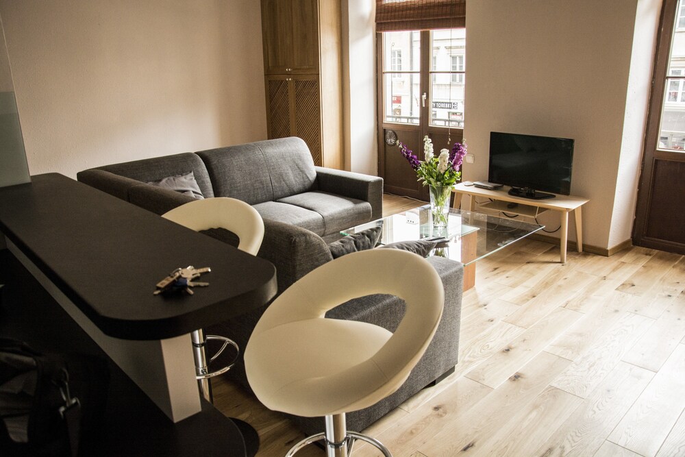 Premium Studio, Balcony - Living Room