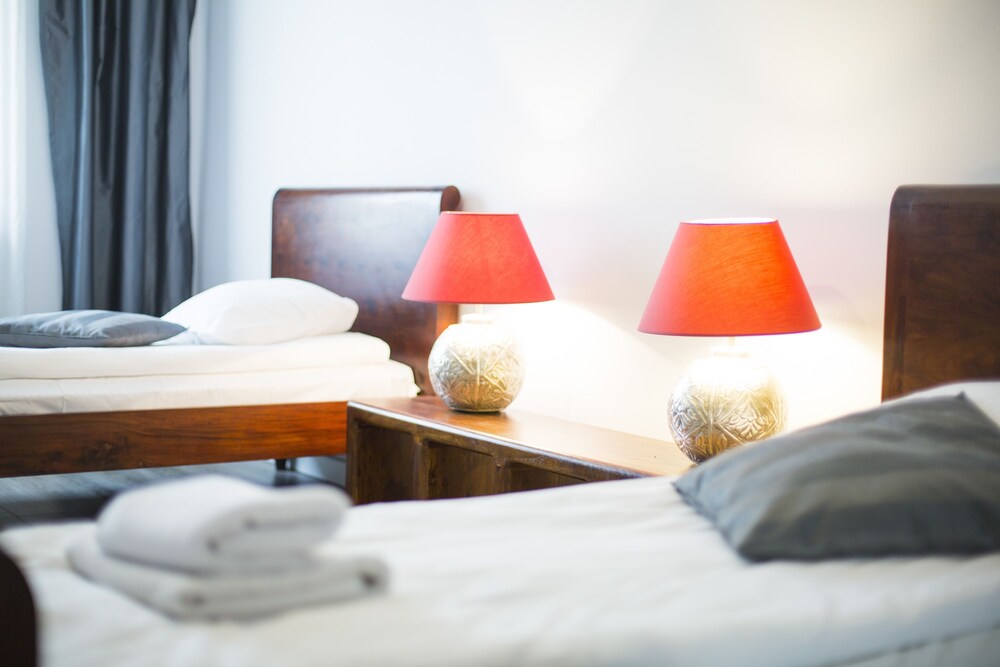 Premium Apartment, 2 Bedrooms - Guestroom