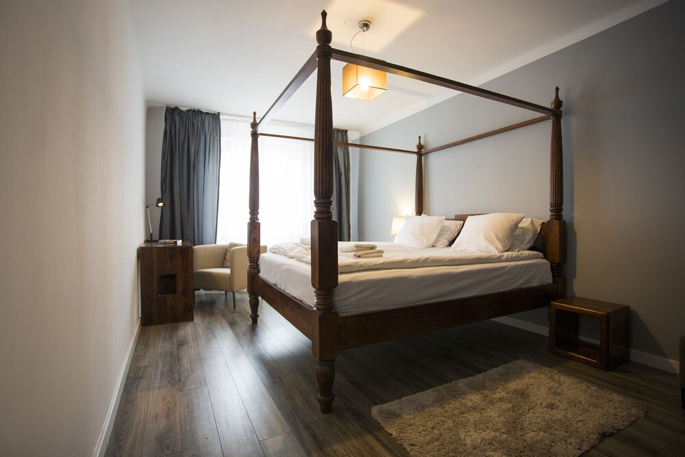 Premium Apartment, 2 Bedrooms - Guestroom