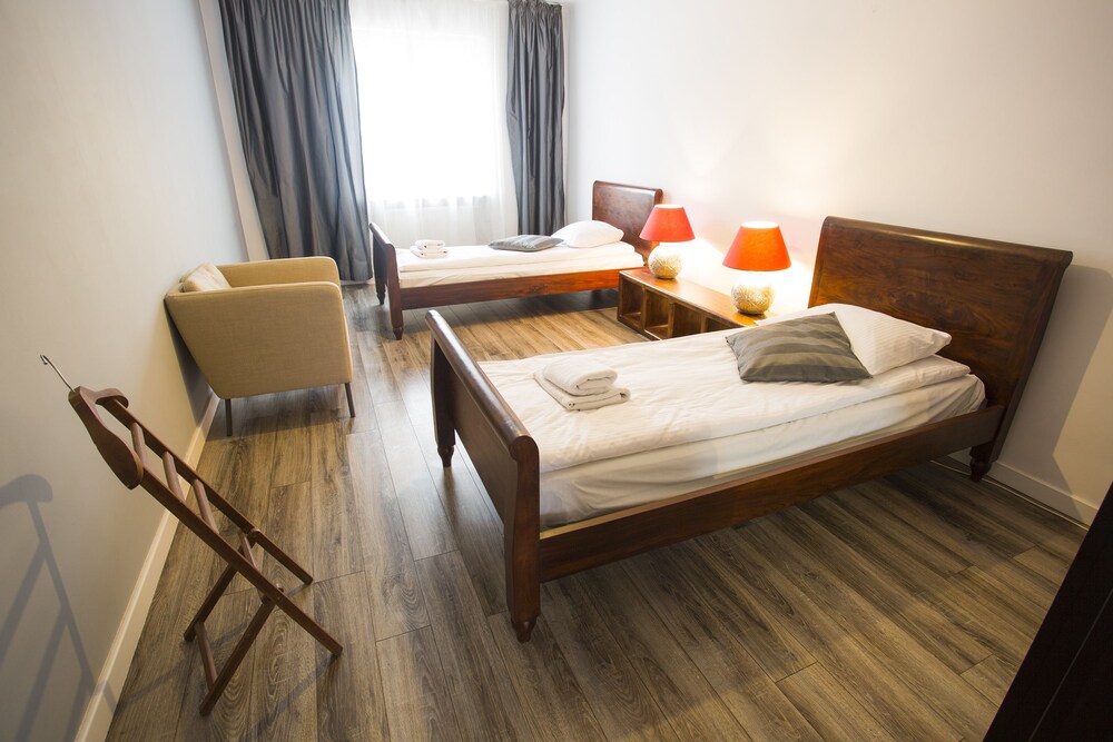 Premium Apartment, 2 Bedrooms - Guestroom