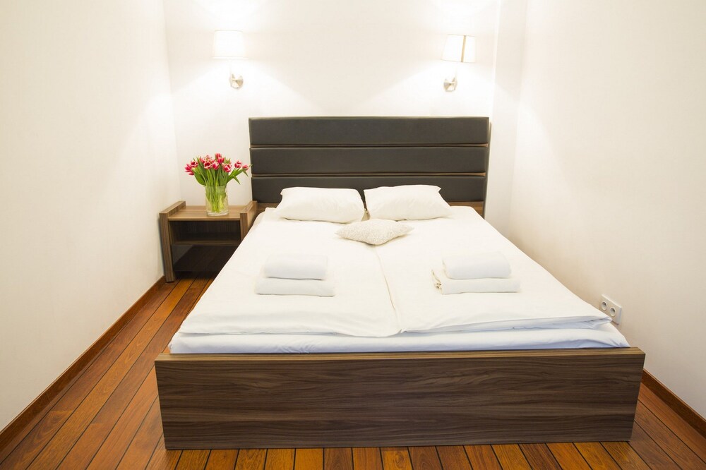 Standard Studio - Guestroom