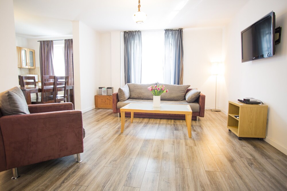 Premium Apartment, 2 Bedrooms - Living Area