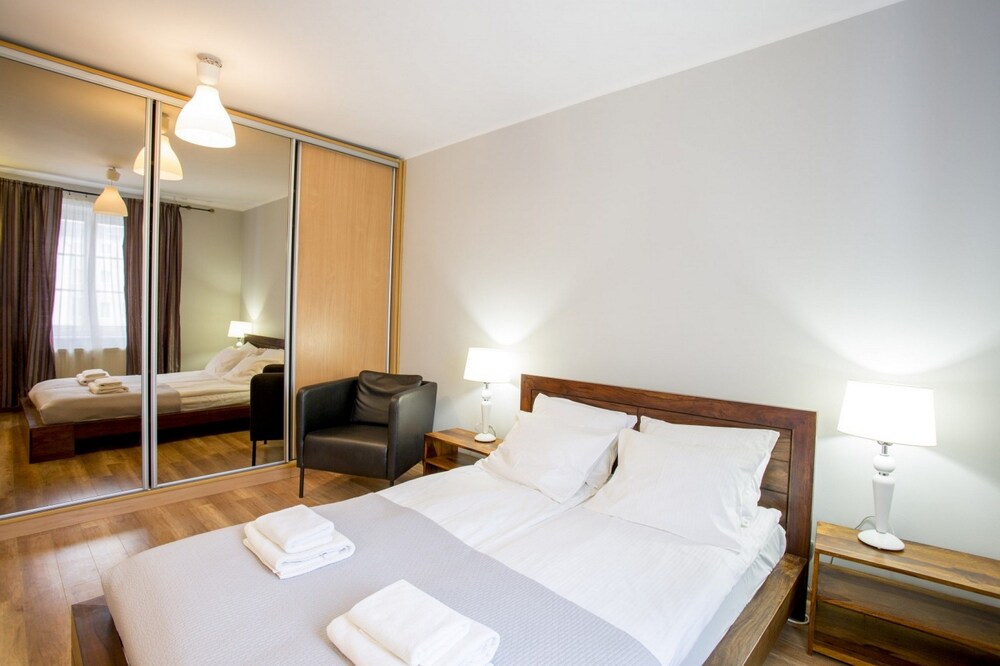 Standard Studio - Guestroom