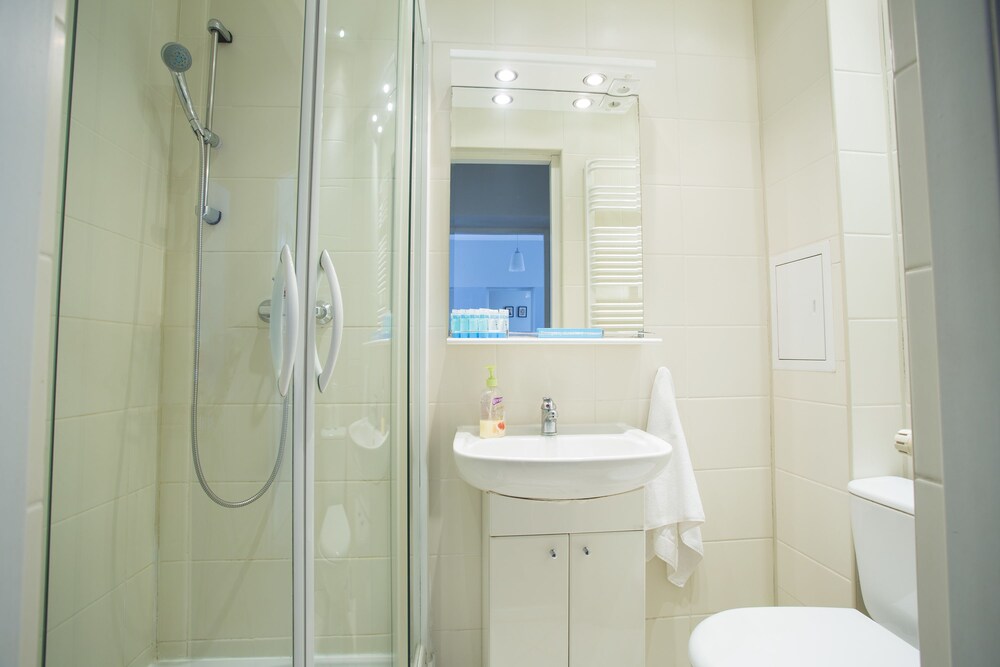 Comfort Apartment, 2 Bedrooms - Bathroom