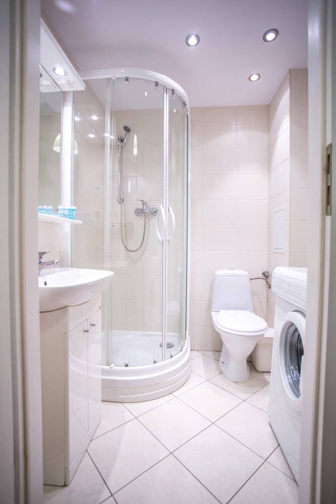 Standard Studio - Guestroom
