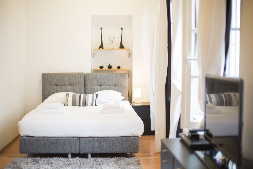 Premium Studio - Guestroom