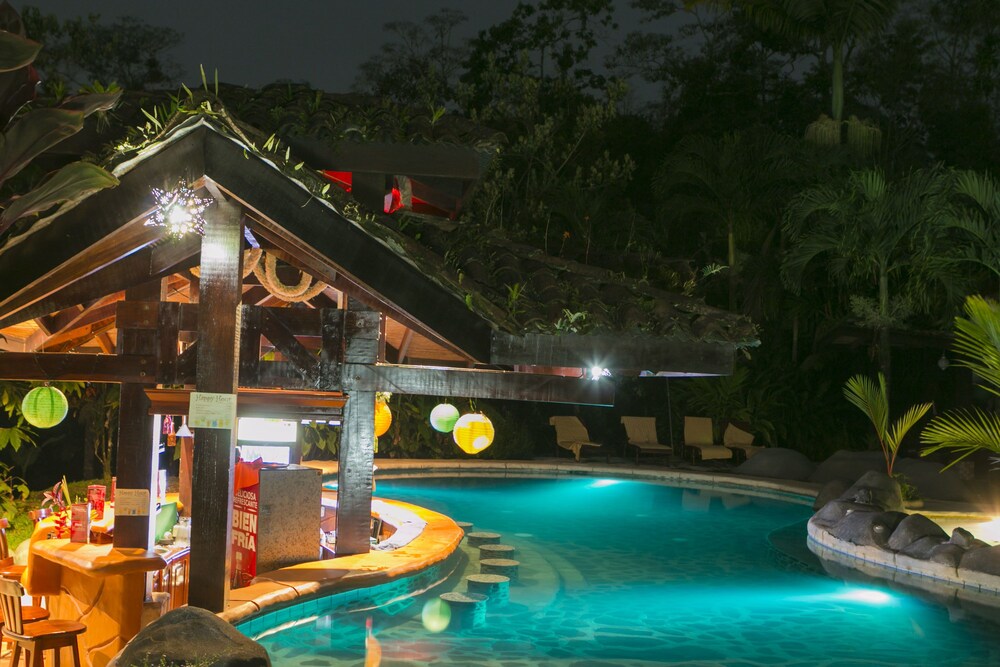Poolside Bar