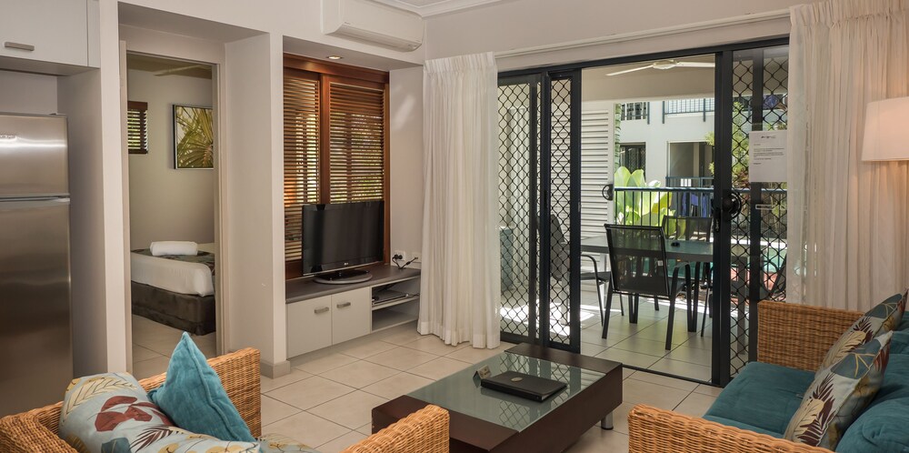 Standard Apartment, 1 Bedroom - Living Area