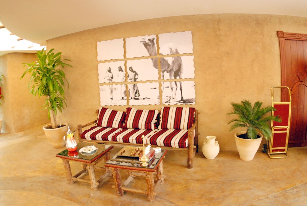 Hotel Lounge