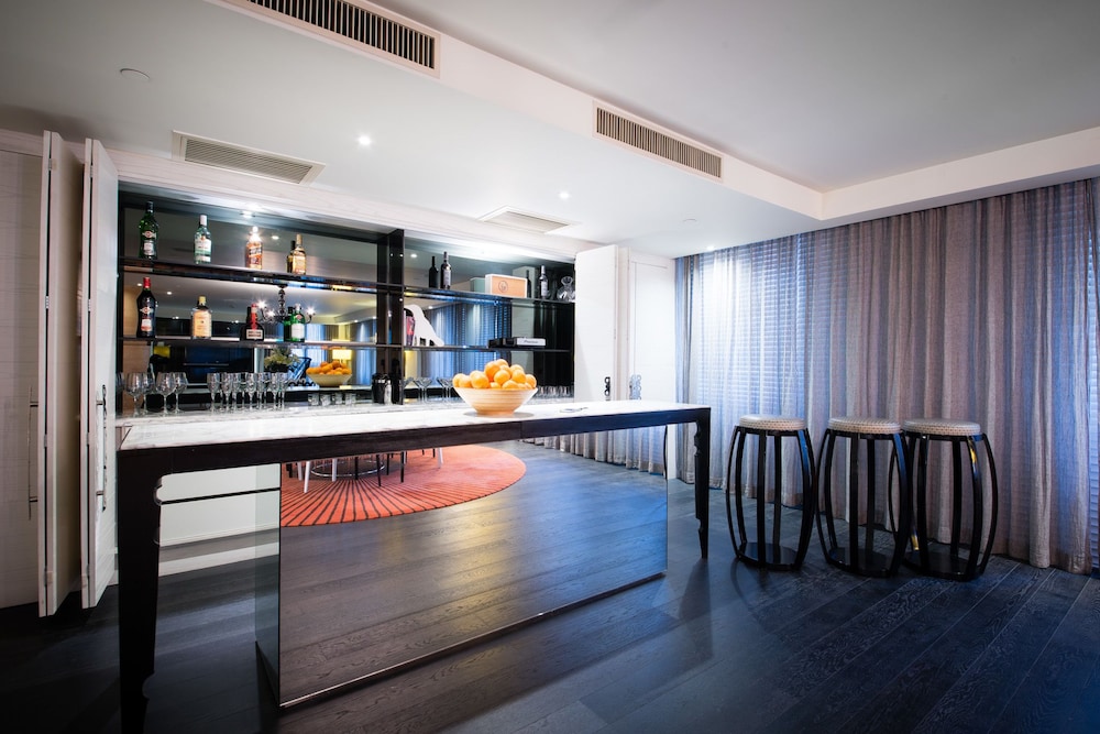 Minibar