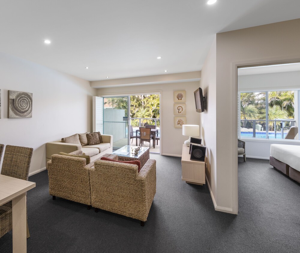 One Bedroom Swimout - Living Area