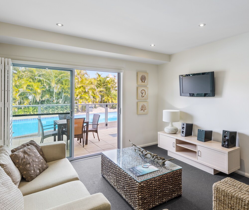 One bedroom lagoon - Living Area