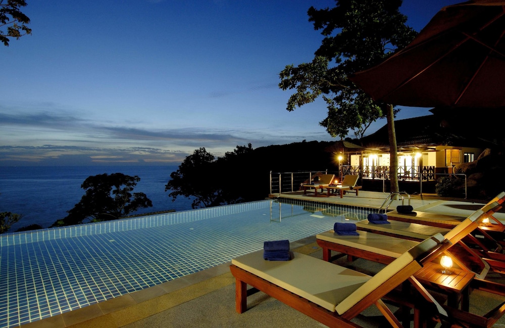 Infinity Pool