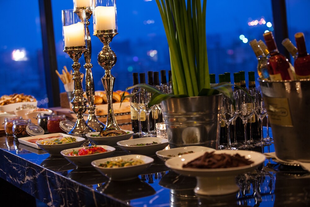 Hotel Lounge