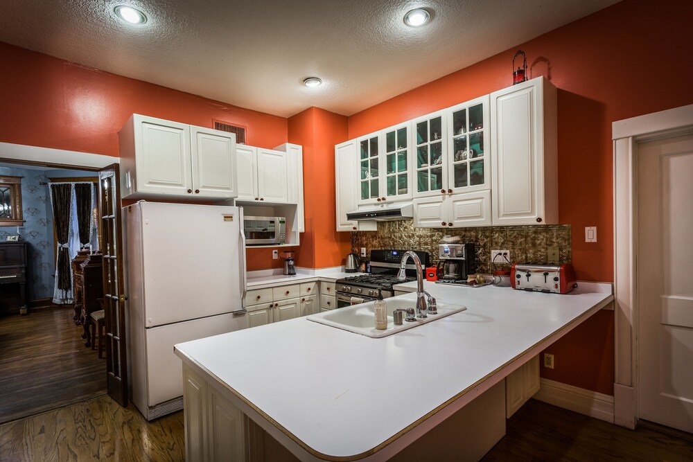 In-Room Kitchen