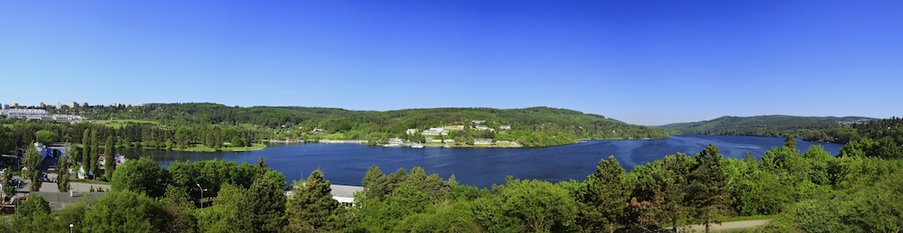 Lake View