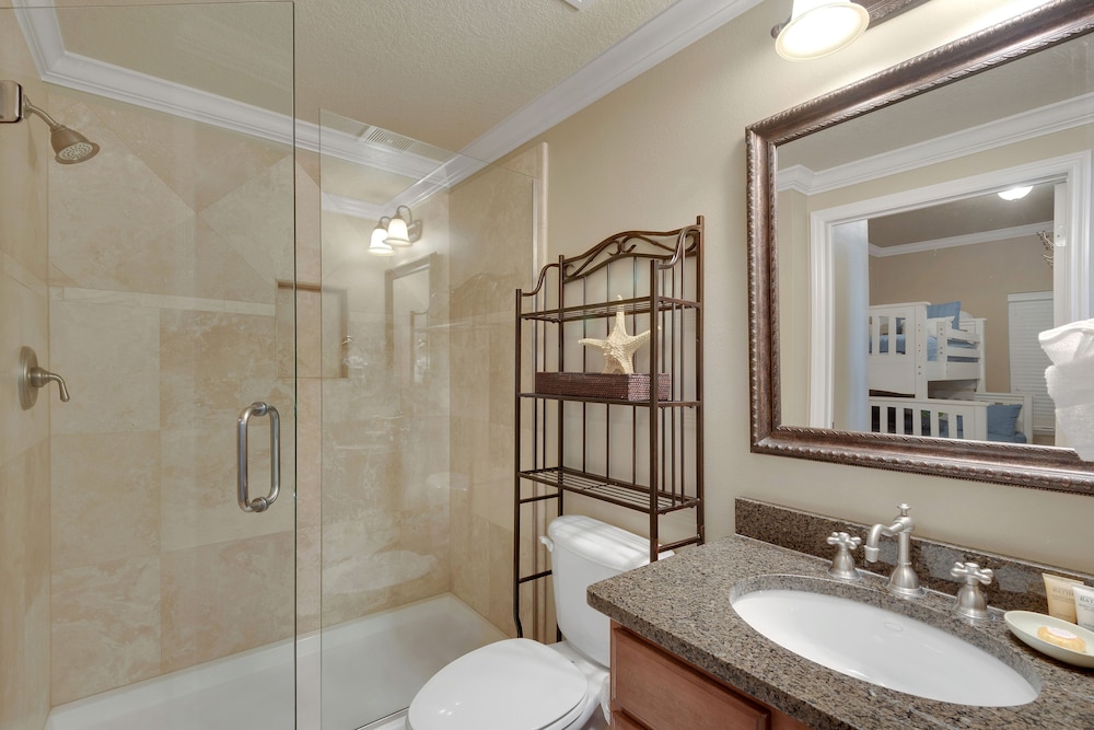 Condo, 3 Bedrooms, 3 Bathrooms, Partial View - Bathroom
