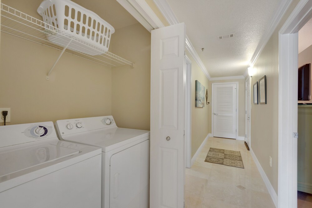 Condo, 3 Bedrooms, 3 Bathrooms, Partial View - In-Room Amenity