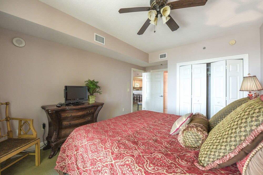 Deluxe Condo, 2 Bedrooms, 2 Bathrooms, Partial View - Guestroom