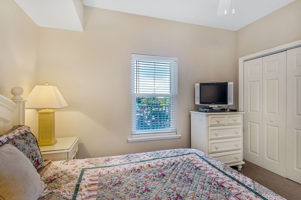 Condo, 2 Bedrooms, 2 Bathrooms, Partial View - Guestroom