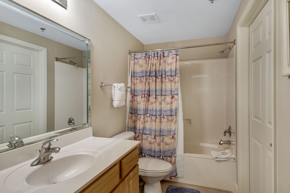 Condo, 2 Bedrooms, 2 Bathrooms, Partial View - Bathroom
