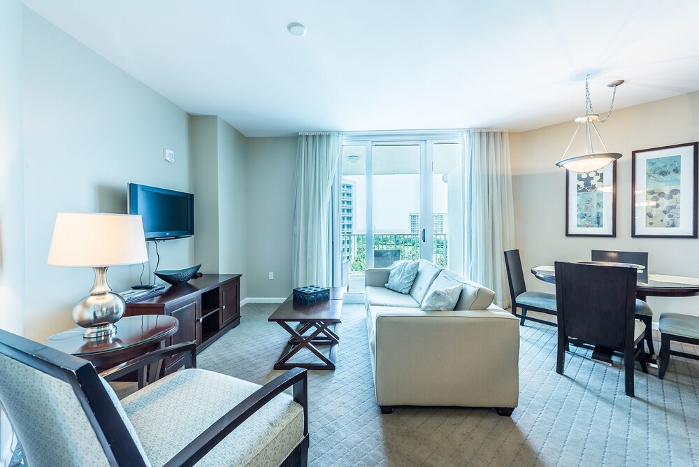 Condo, 2 Bedrooms, 2 Bathrooms - Living Room
