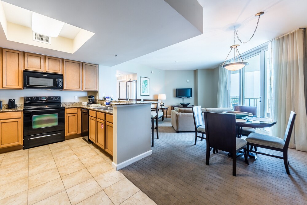Condo, 2 Bedrooms, 2 Bathrooms - In-Room Dining