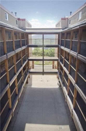 도서관 (3 Bedroom plus Loft, 3 Bathroom Condominium)
