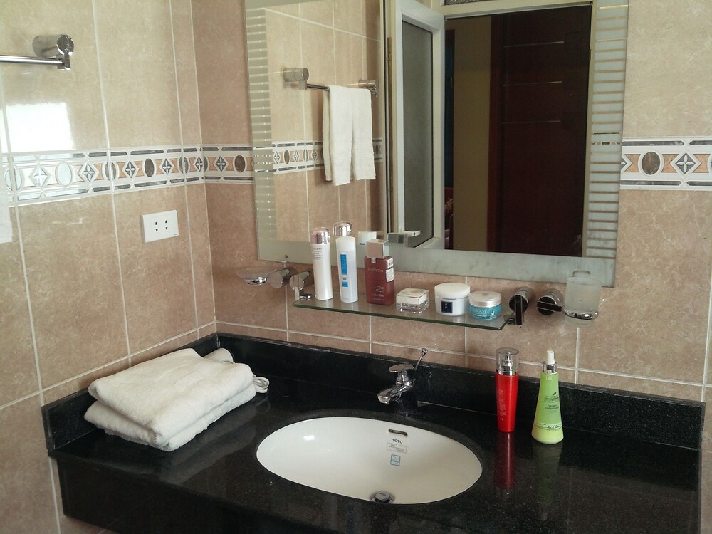 Chậu rửa trong phòng tắm
