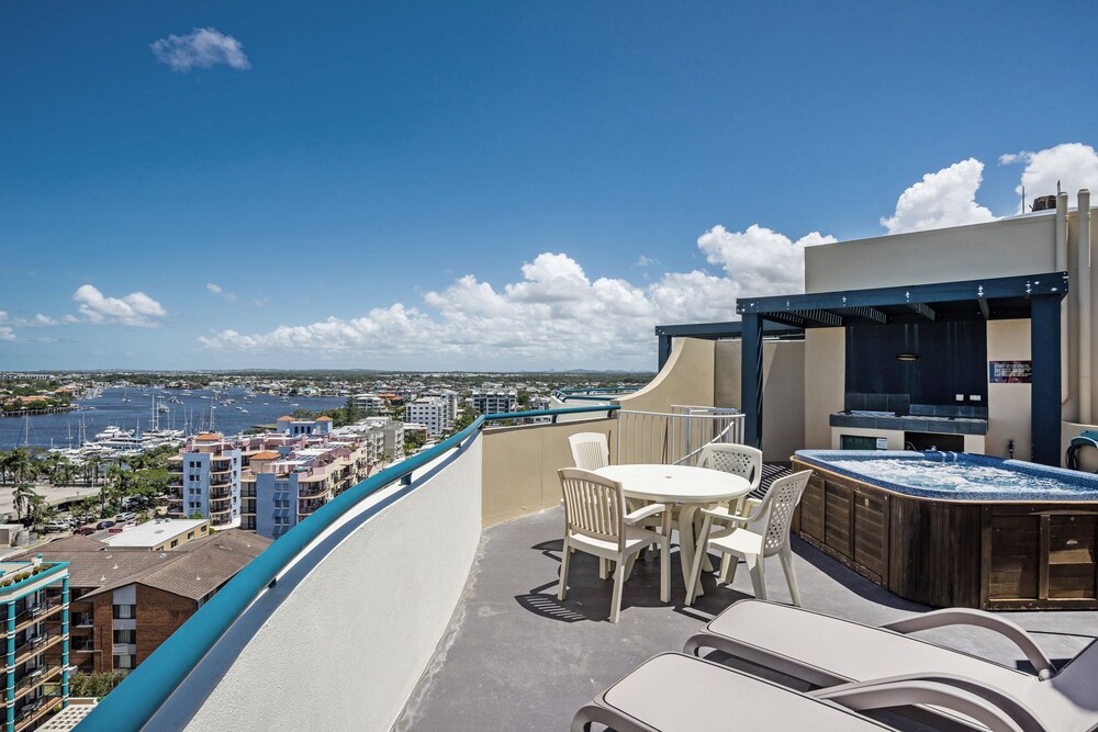 Two Bedroom Rooftop - City View