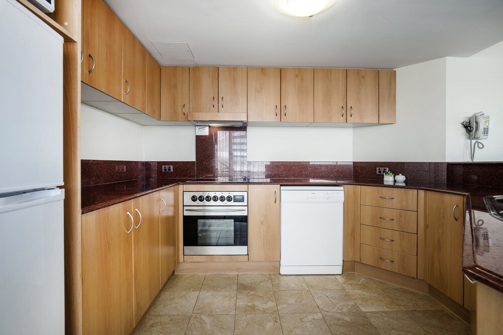 3 Bedroom Terrace Apartment - In-Room Kitchen