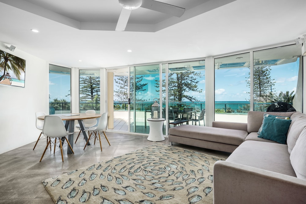 3 Bedroom Terrace Superior - Living Room